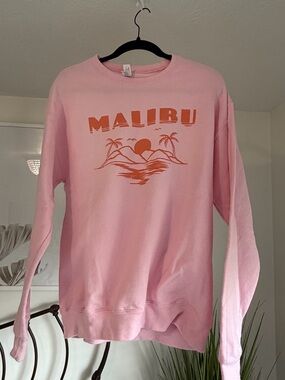 Malibu Graphic Pink Sweatshirt